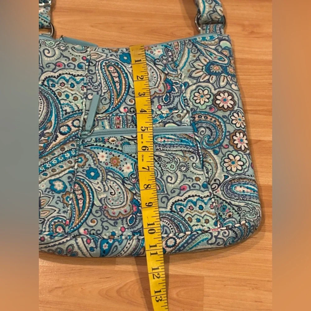 Vera‎ Bradley Blue Paisley Shoulder Bag